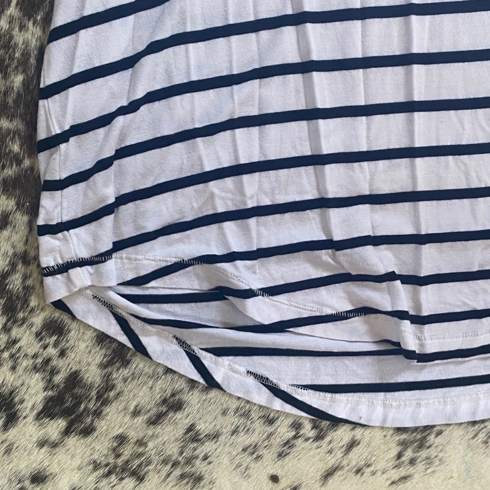 American Eagle Outfitters Black and White Striped Tee - Picture 3 of 4